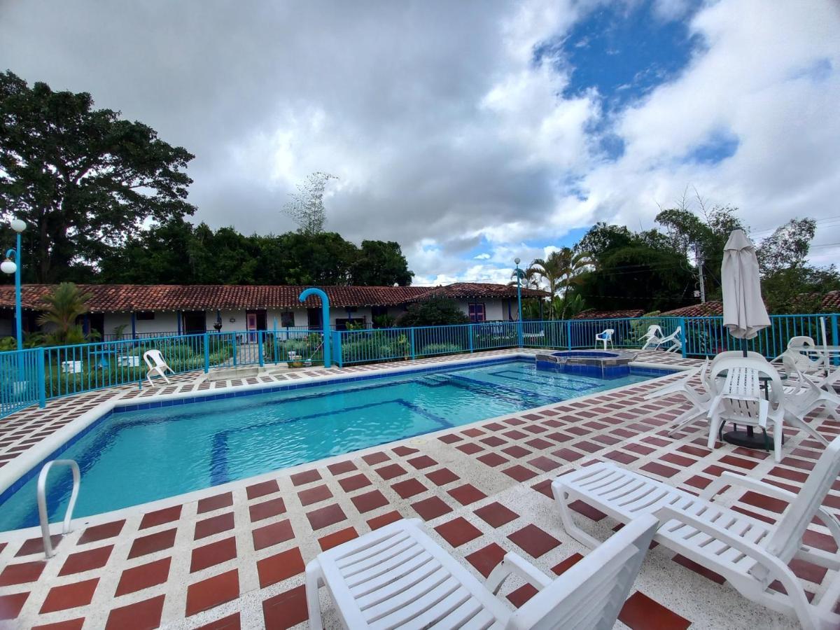 Finca Hotel Villa Del Sol Pueblo Tapao Zewnętrze zdjęcie