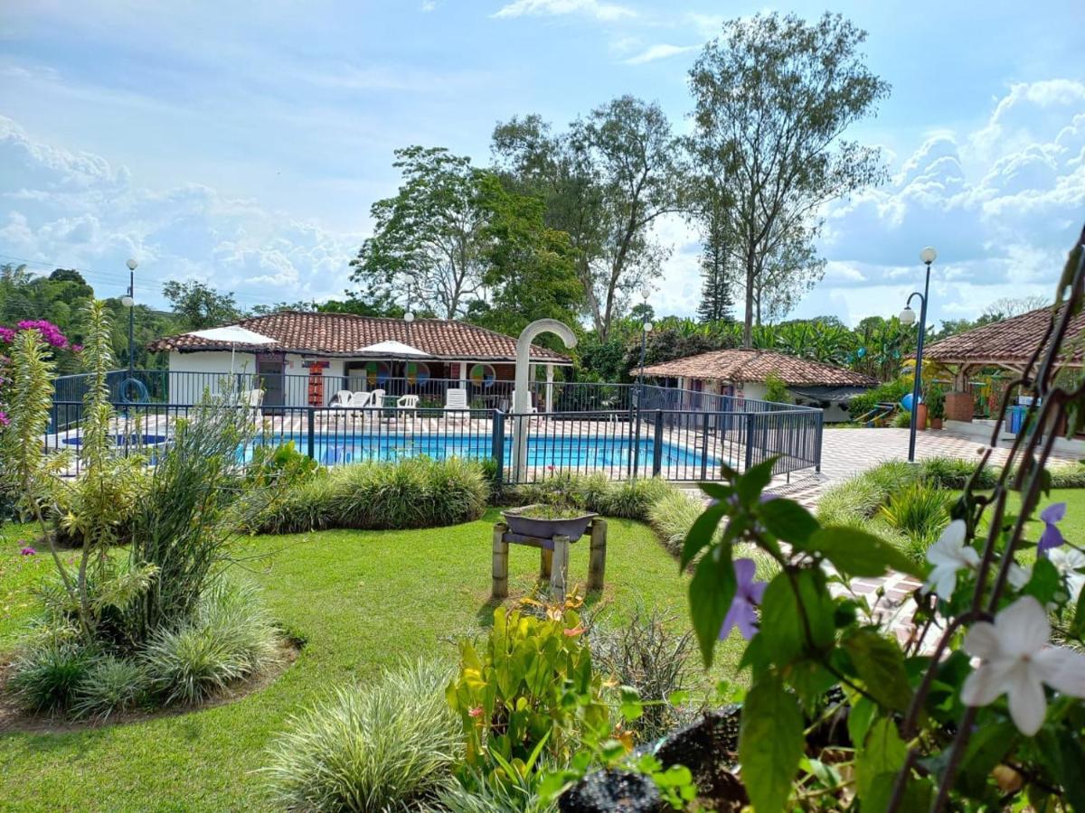 Finca Hotel Villa Del Sol Pueblo Tapao Zewnętrze zdjęcie